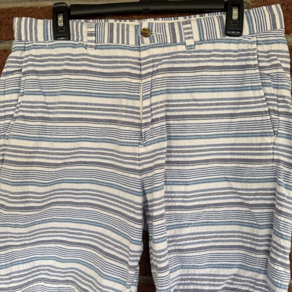 POLO Ralph Lauren * textured shorts * size 33 * white / blue * pockets * EUC - Picture 8 of 12